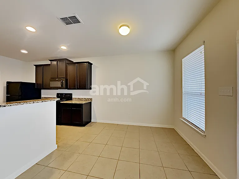 12898 Cedarcreek Trl — Photo 6