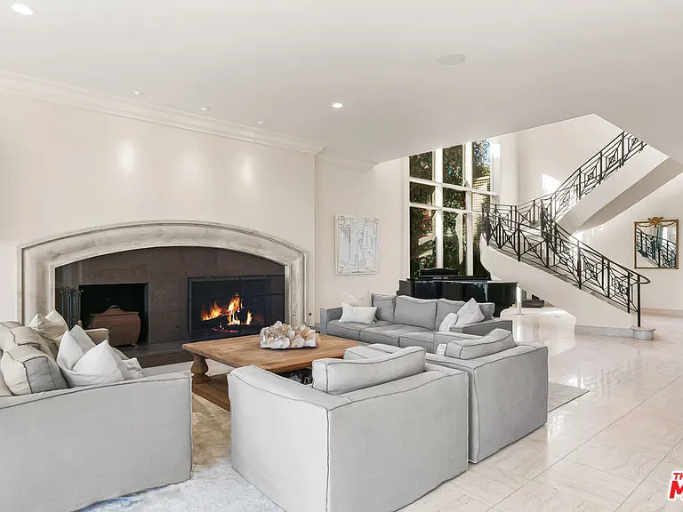 0 Broad Beach Rd — Photo 35