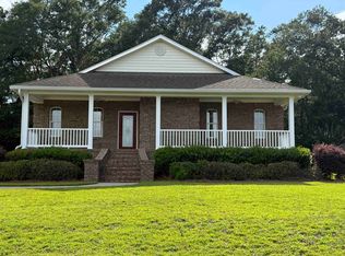 593 Plantation Dr, Andalusia, AL 36421