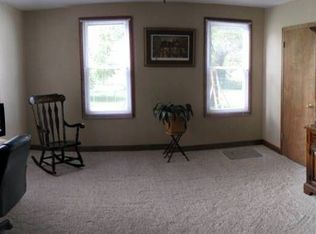 11496 Ward Rd, Morrison, IL 61270