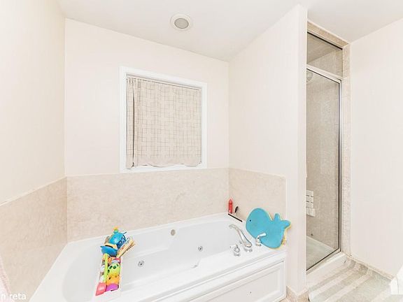 4th image of 3510 N Reta Ave #1712