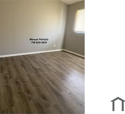7915 S Kedzie Ave #9 — Photo 3