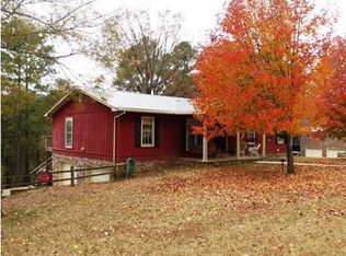 155 Creek View Dr, Rainbow City, AL 35906