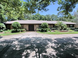 7911 Meadowcroft Pl, Tampa, FL 33615