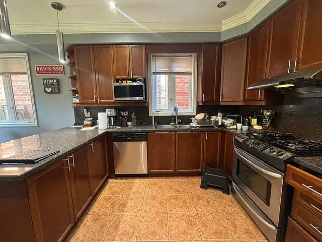 2165 Highcliffe Way Oakville — Photo 4