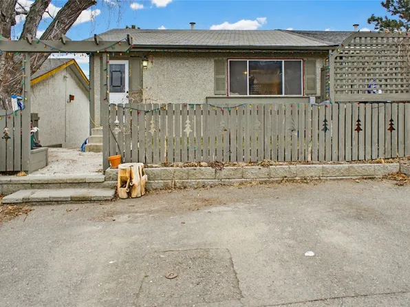 342 Monmouth Dr, Kamloops, BC V2E 1N7