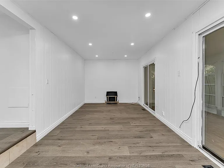 2032 Ford Blvd — Photo 17