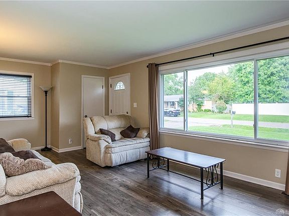 2nd image of 273 Dale Ave