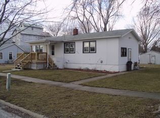 206 E Maple St, Chatsworth, IL 60921