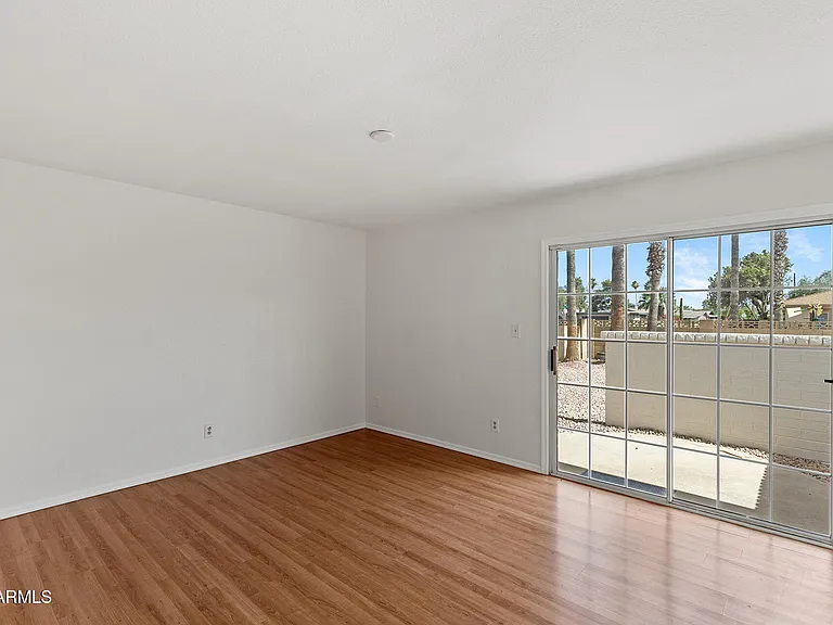 4503 W Bryce Ln — Photo 41