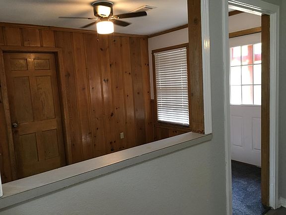 3rd image of 901 Camp Dr
