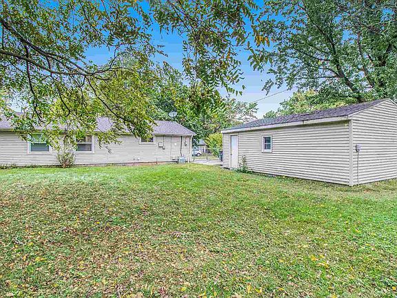 4th image of 3506 Brookhurst Pl