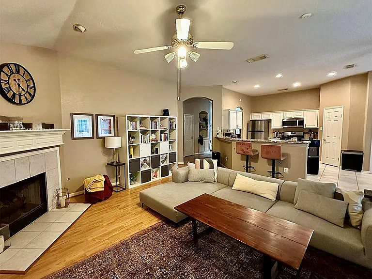 1106 Kerri Ct — Photo 18