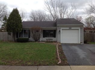 2081 Oriole Ln, Glendale Heights, IL