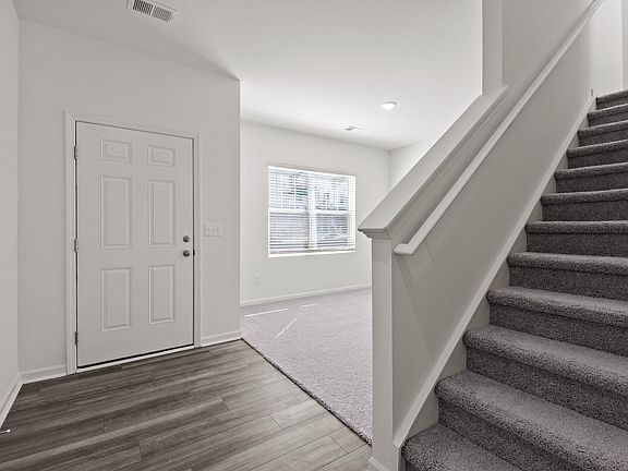 4th image of 2565 Quarry Rd