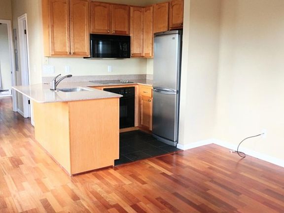 3rd image of 1237 Elder Ave APT 3