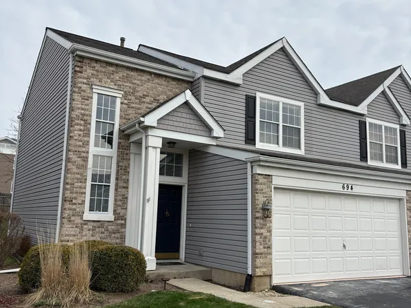 694 Savannah Ln, Crystal Lake, IL 60014
