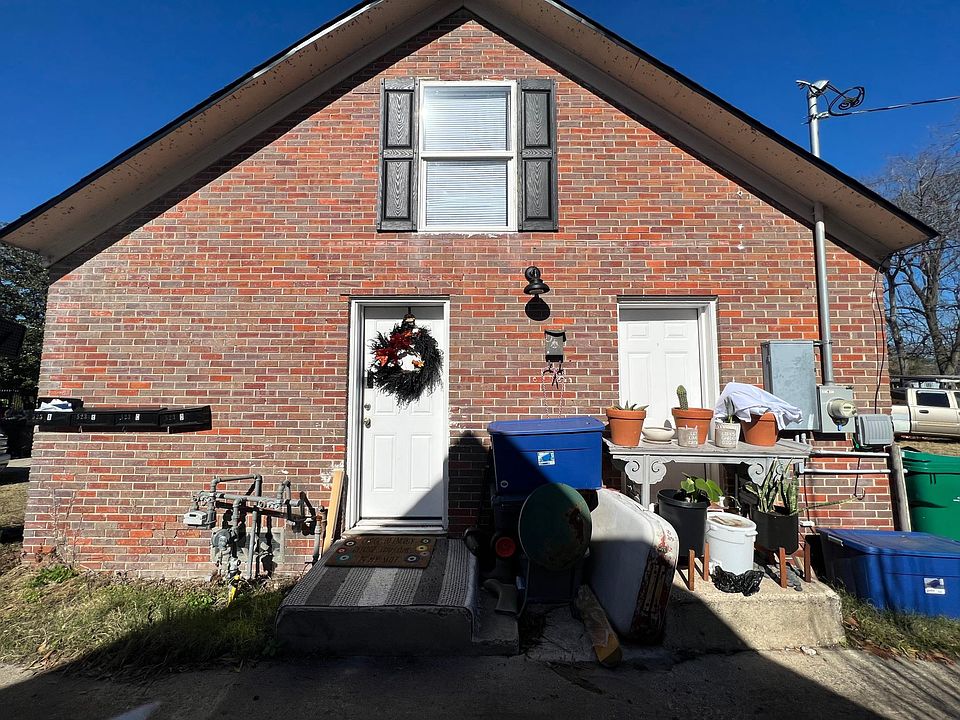 1st image of 523 Henke St Unit B