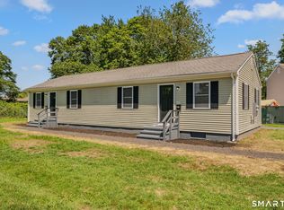 27 Joliet Ct, Groton, CT 06340