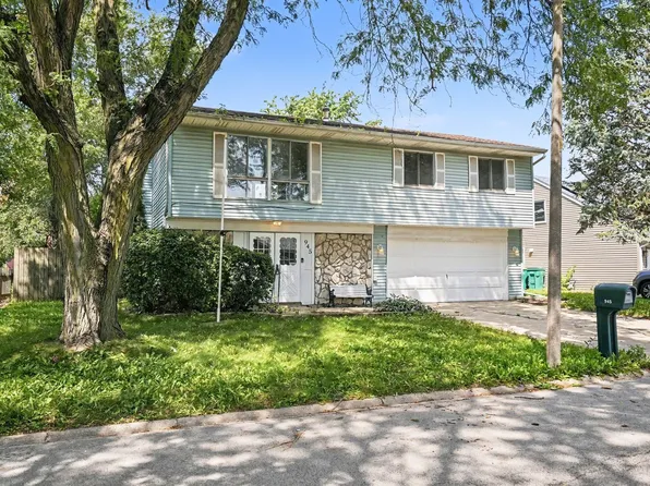 945 Surrey Ct, Joliet, IL 60431