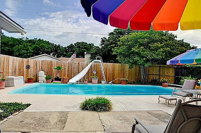 1st image of 1315 Goodwin Dr