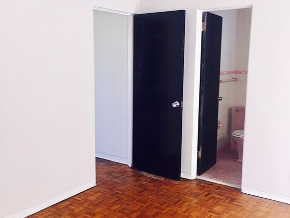 5th image of 730 1/2 3rd Ave S APT 2