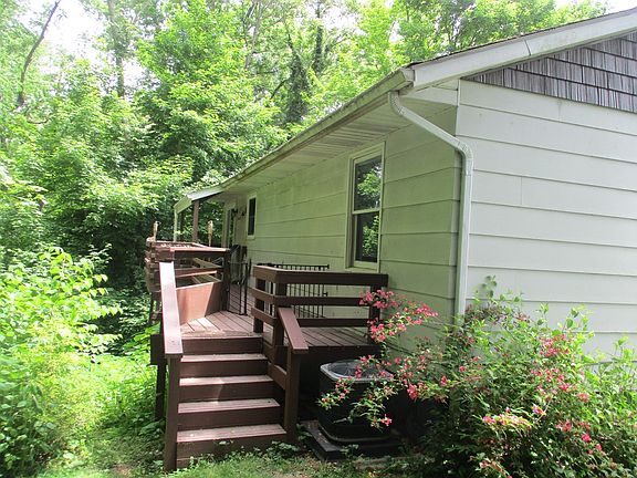 3rd image of 5601 Harrison Ave