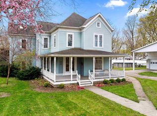 201 S Washington St, Manito, IL 61546