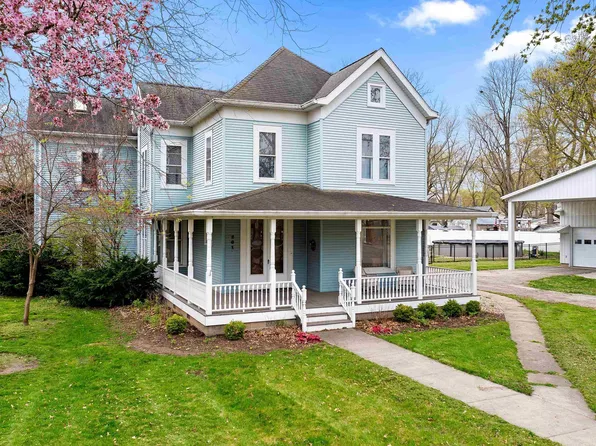 201 S Washington St, Manito, IL 61546