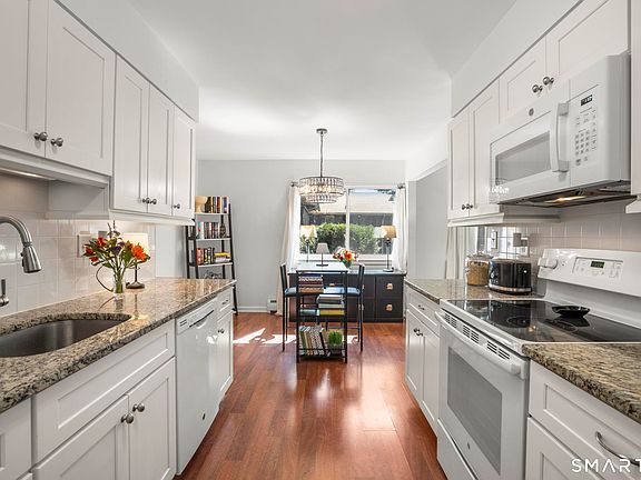 5th image of 154 Cold Spring Road #3