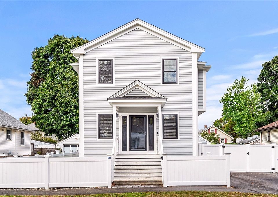 1st image of 74 Raycroft St