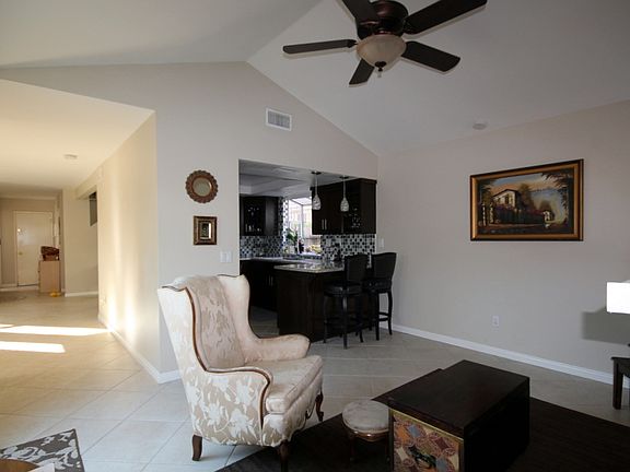 4th image of 10494 Rancho Carmel Dr