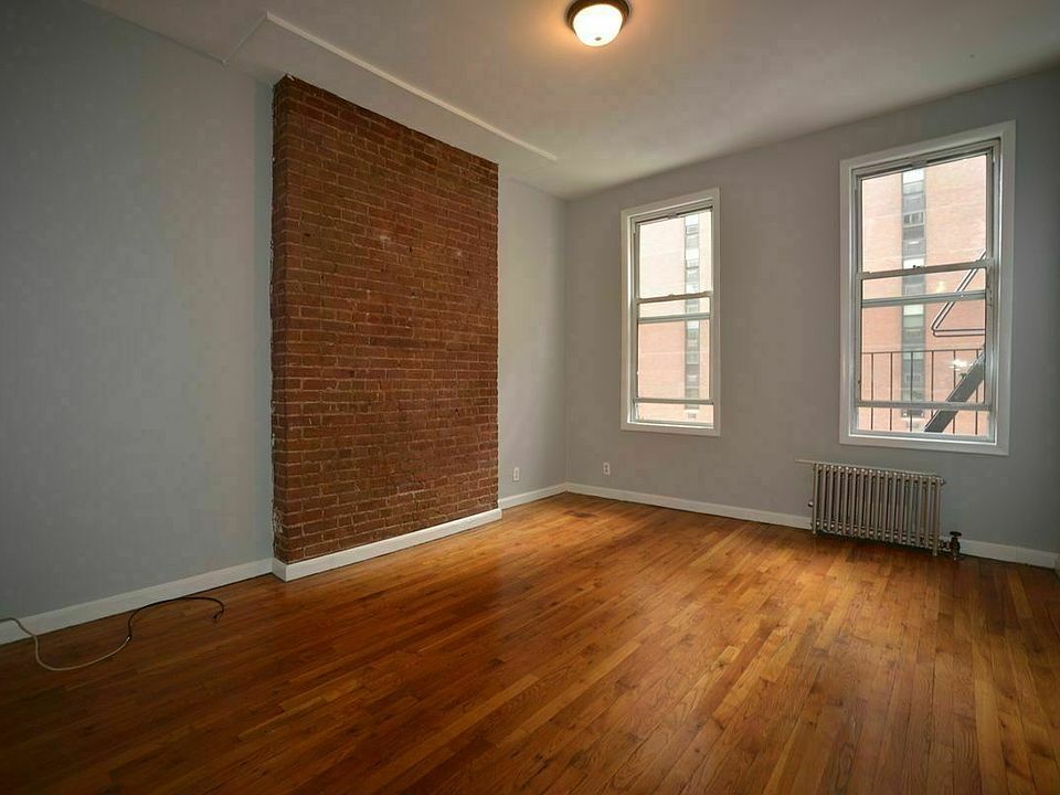 1st image of 300 E 92nd St APT 2C