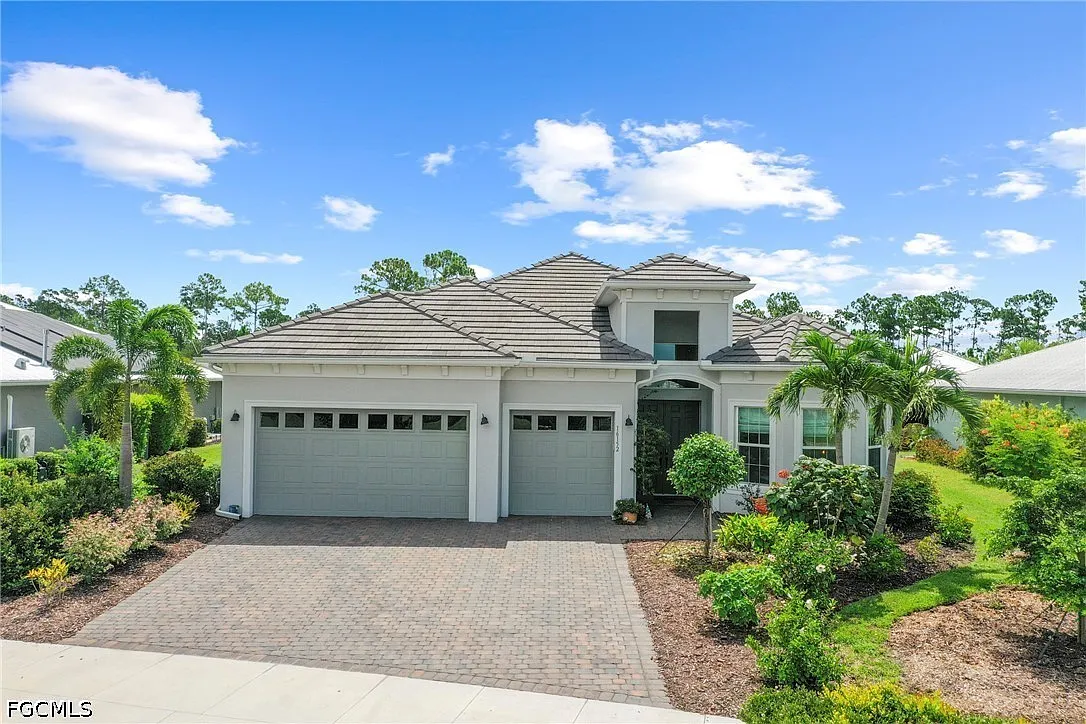 3 bed, 3.5 bath, 3005 sqft, $12,000 — Photo 1