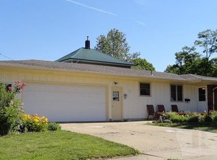 103 5th Ave W, Oskaloosa, IA 52577