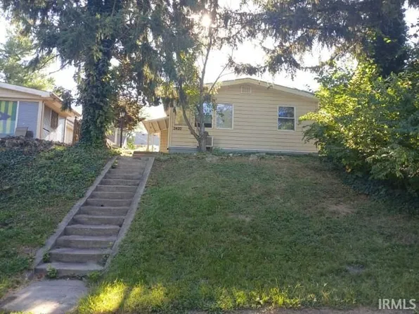 2420 Oakridge Rd, Fort Wayne, IN 46805