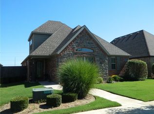 3204 SW Warberry Ave, Bentonville, AR 72713