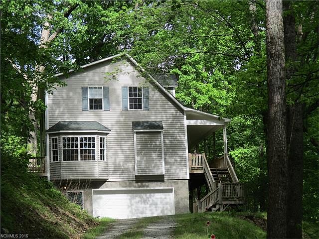 1st image of 118 Canterbury Way