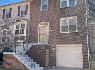 8109 Squirrel Run Rd, Springfield, VA 22152