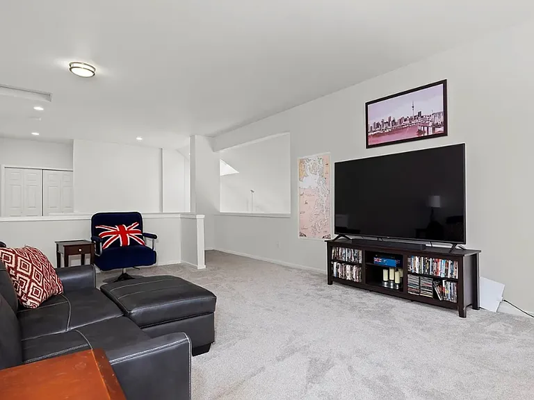 9032 Gleneagle Dr — Photo 25