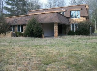 16 Muse Dr, Asheville, NC 28806
