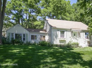 508 Park Ct, Fox River Grove, IL 60021