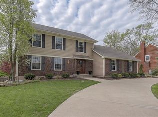 12848 Sagamore Rd, Leawood, KS 66209