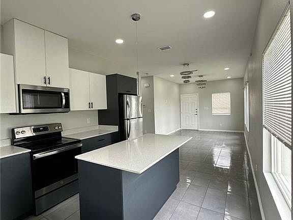 2nd image of 11006 N 33rd Ln #4