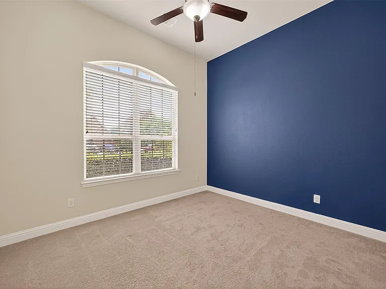 10514 Inverclyde Dr — Photo 30