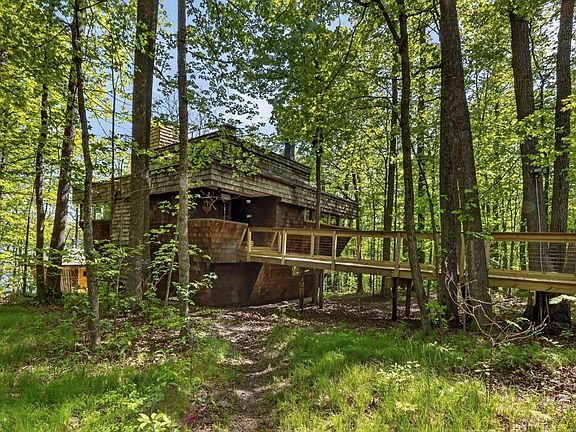 3rd image of 30333 Sunny Beach Rd