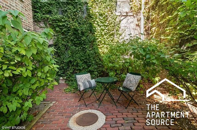 906 S Elmwood Ave #3 — Photo 7