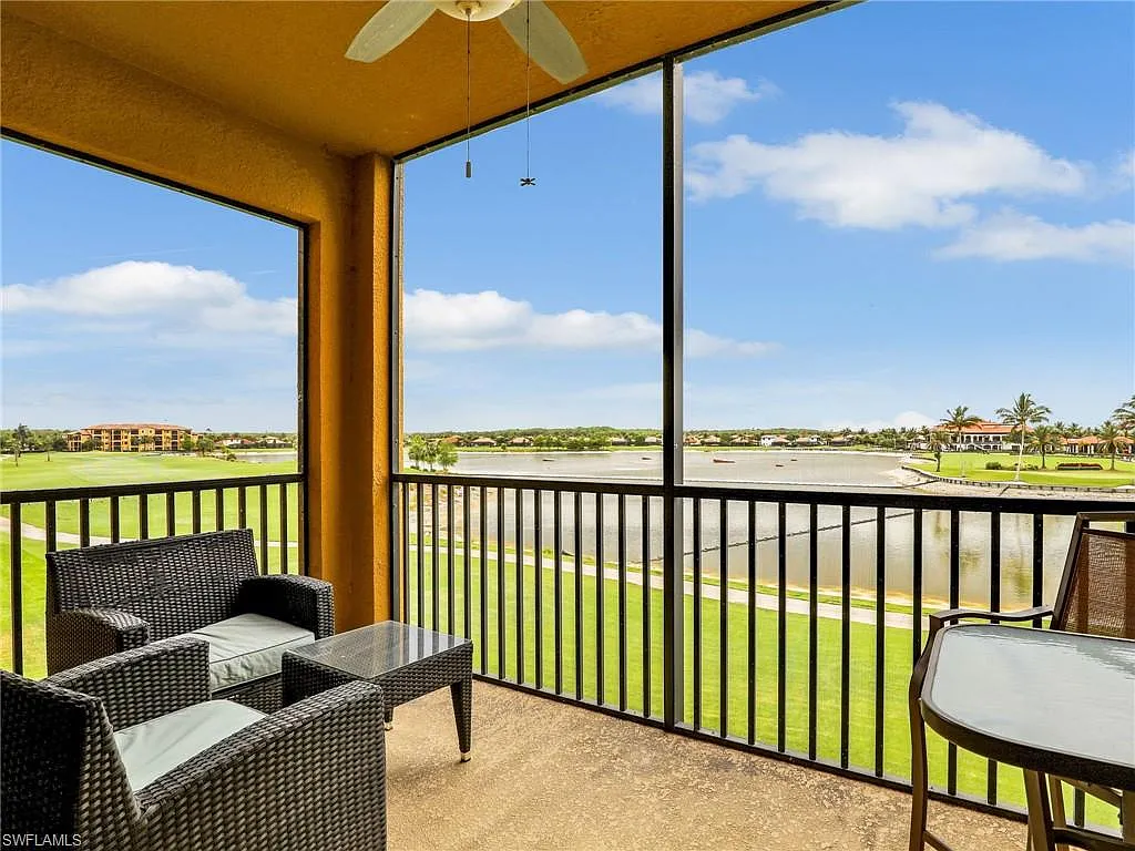2 bed, 2.0 bath, 1162 sqft, $6,900 — Photo 1