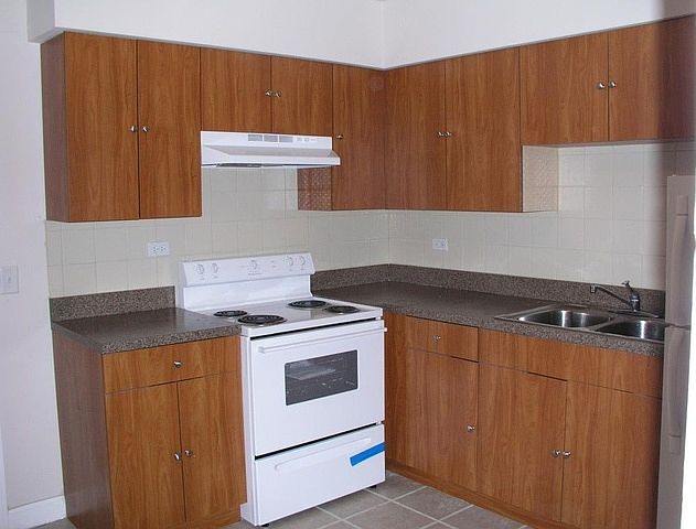 2nd image of 10355 W Lyndale Ave APT 2E