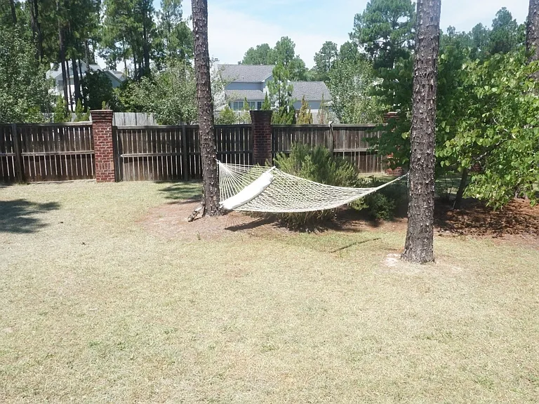 87 Arlington Dr — Photo 37